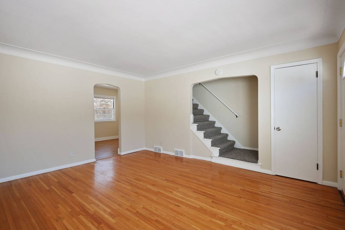 Apartment for rent at 625 - 627 Penn Ave S, Minneapolis, MN 55405