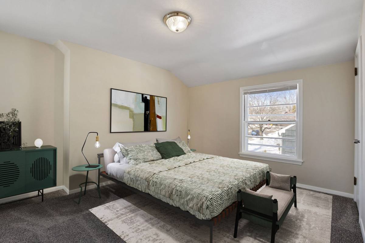 Apartment for rent at 625 - 627 Penn Ave S, Minneapolis, MN 55405
