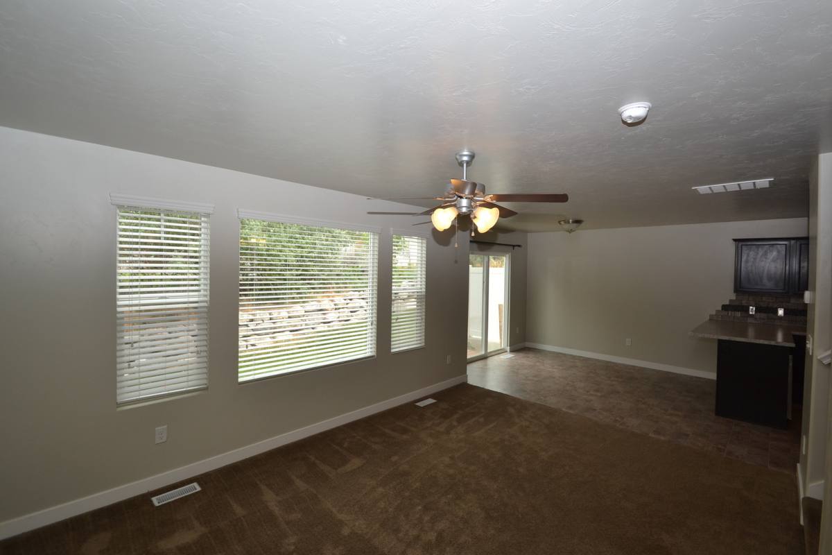 Townhouse for rent at 14291 S Side Hill Lane, Draper, UT 84020