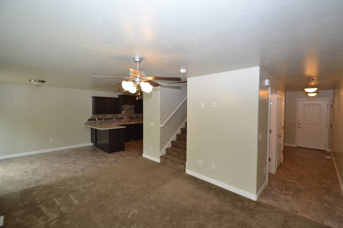 Townhouse for rent at 14291 S Side Hill Lane, Draper, UT 84020
