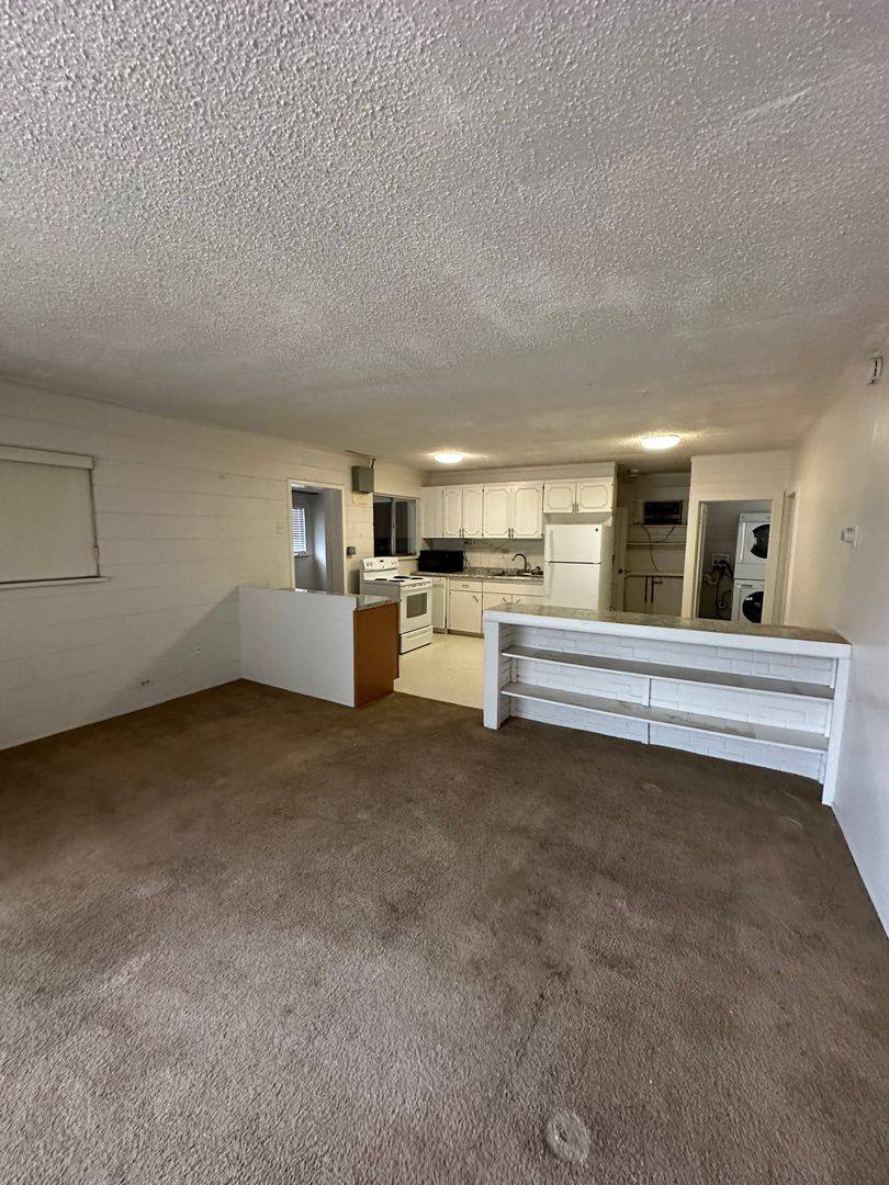 Apartment for rent at 13048 N Highland Circle, Littleton, CO 80125