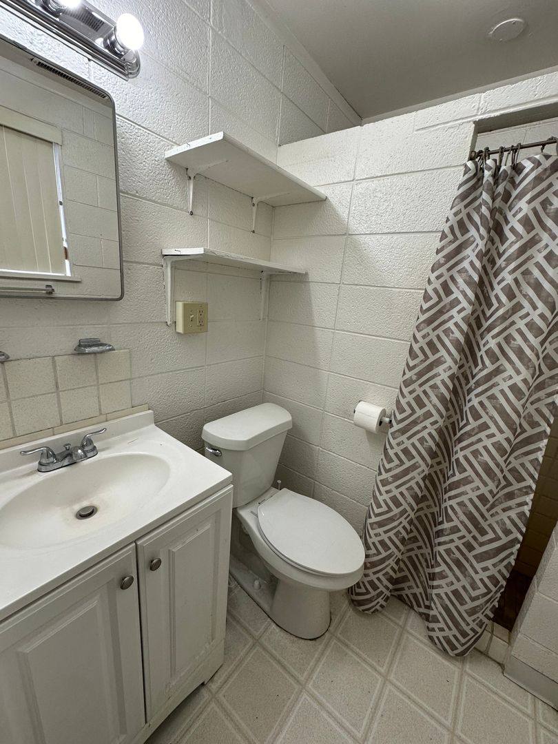 Apartment for rent at 13048 N Highland Circle, Littleton, CO 80125