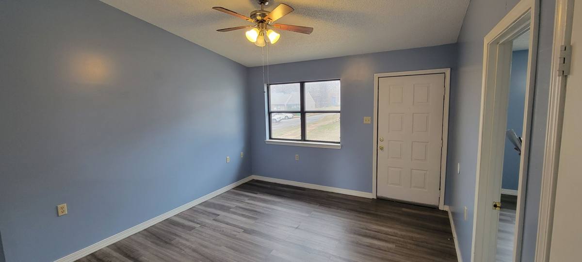 Apartment for rent at 905 S 4th St, Horseshoe Bend, AR 72512