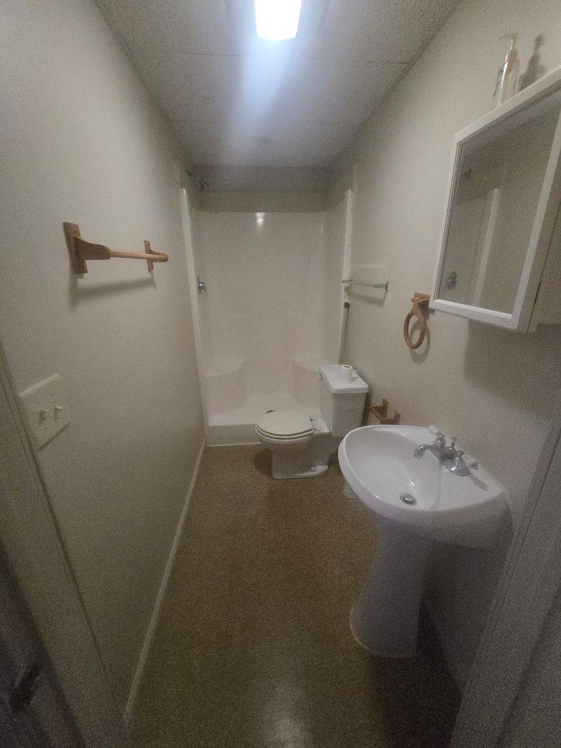 Apartment for rent at 6317 State St, Saginaw, MI 48603
