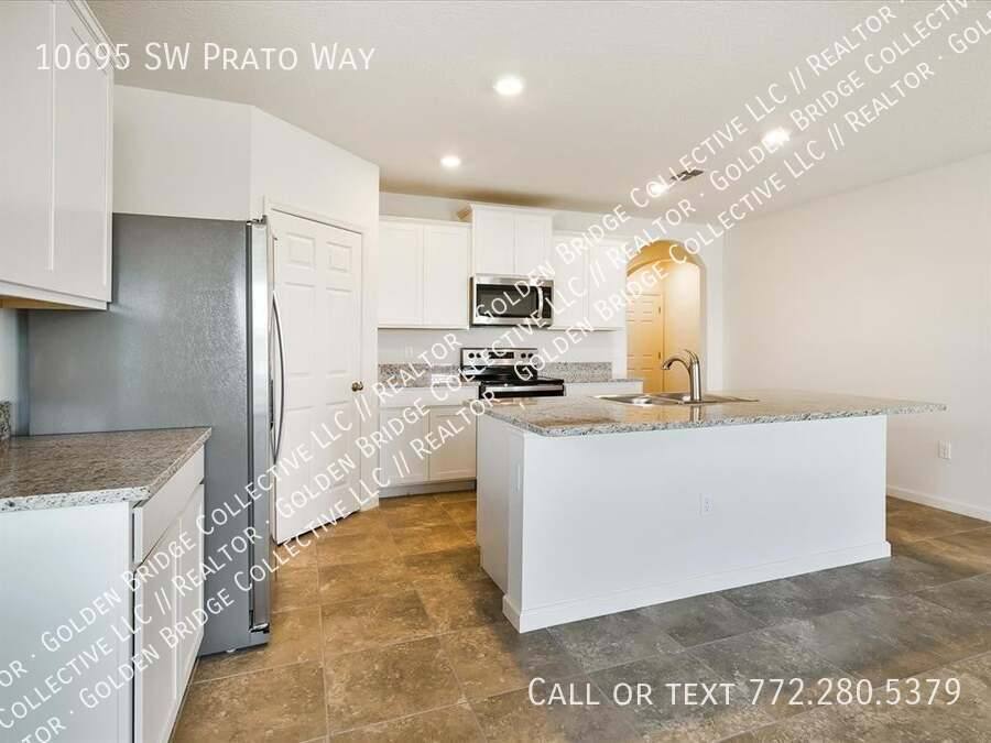 House for rent at 10695 SW Prato Way, Port Saint Lucie, FL 34987