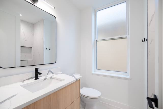 Apartment for rent at 2113 N Kenmore Ave, Chicago, IL 60614