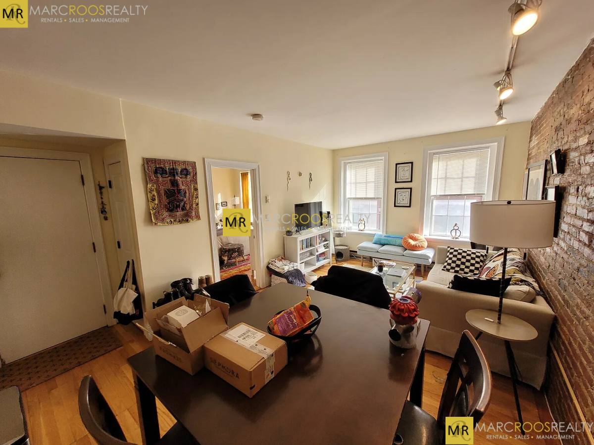 Apartment for rent at 88 W Cedar St #5, Boston, MA 02114