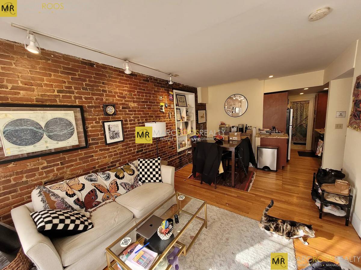 Apartment for rent at 88 W Cedar St #5, Boston, MA 02114