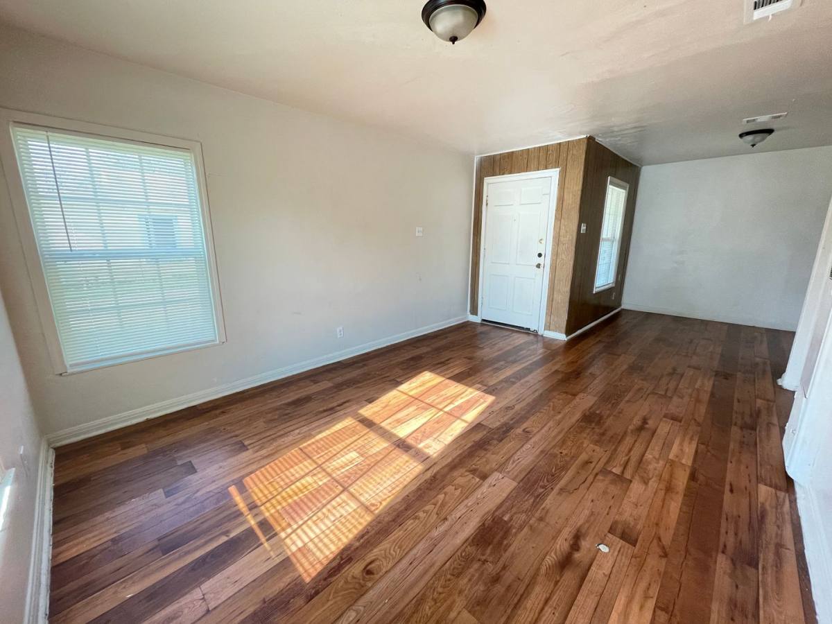 House for rent at 1611 Alamo Ave, Killeen, TX 76541