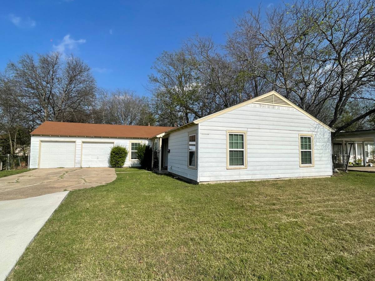 House for rent at 1611 Alamo Ave, Killeen, TX 76541