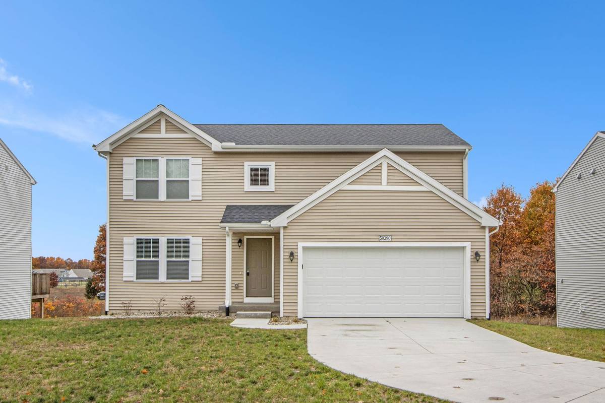 House for rent at 5307 Eagle Glen Ave SW, Wyoming, MI 49509