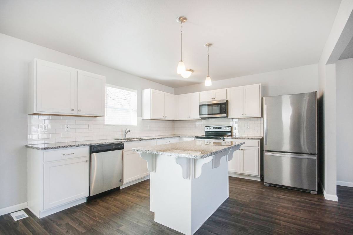 House for rent at 5307 Eagle Glen Ave SW, Wyoming, MI 49509