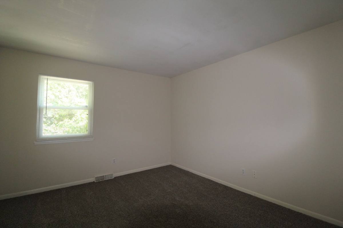 Townhouse for rent at 4228 Wyoming, Kansas City, MO 64111