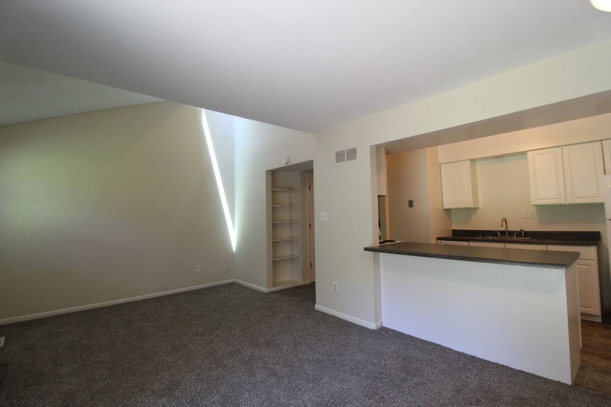 Townhouse for rent at 4228 Wyoming, Kansas City, MO 64111