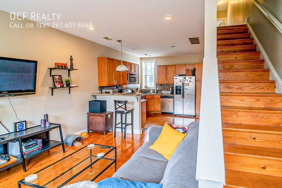Apartment for rent at 1708 Federal St #B, Philadelphia, PA 19146