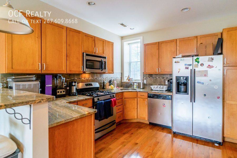 Apartment for rent at 1708 Federal St #B, Philadelphia, PA 19146