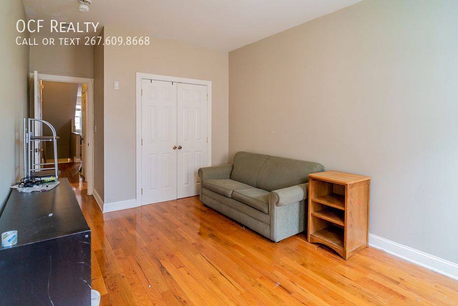 Apartment for rent at 1708 Federal St #B, Philadelphia, PA 19146