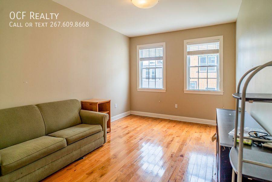 Apartment for rent at 1708 Federal St #B, Philadelphia, PA 19146