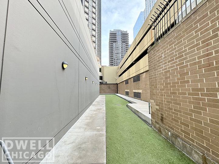 Apartment for rent at 423 E Ohio St, Chicago, IL 60611