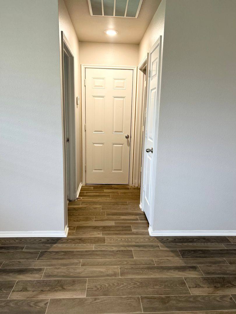 House for rent at 2608 Castle Pines, Burleson, TX 76028