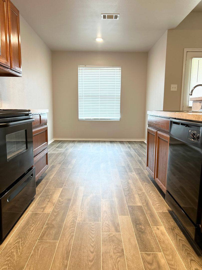 House for rent at 2608 Castle Pines, Burleson, TX 76028