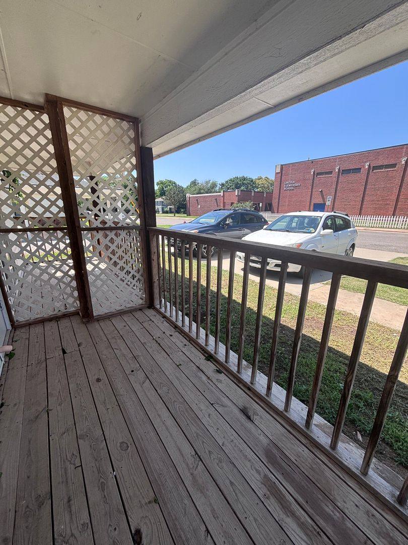 Apartment for rent at 414 Ferrill St, Norman, OK 73071