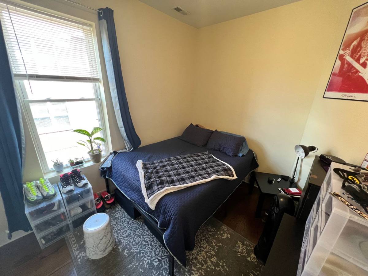 Apartment for rent at 1508 W Chestnut St, Chicago, IL 60642