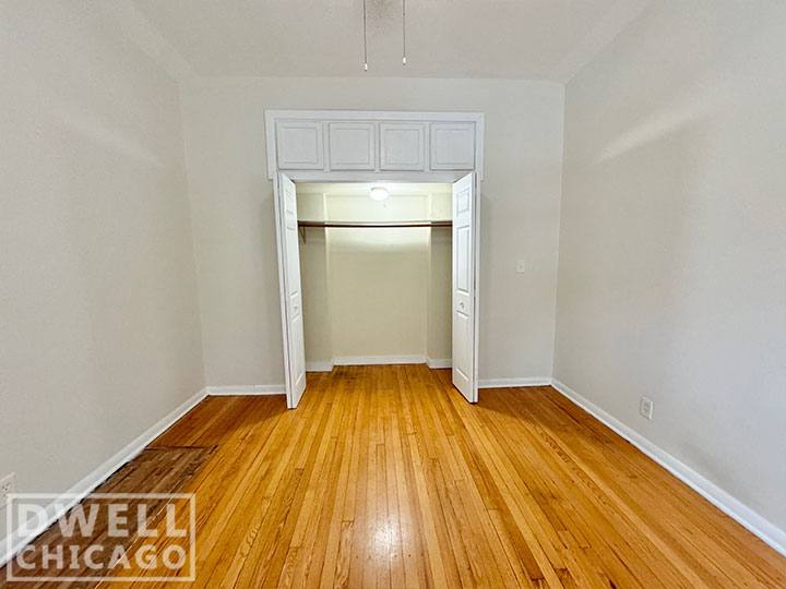 Apartment for rent at 915 W Waveland #1A, Chicago, IL 60613