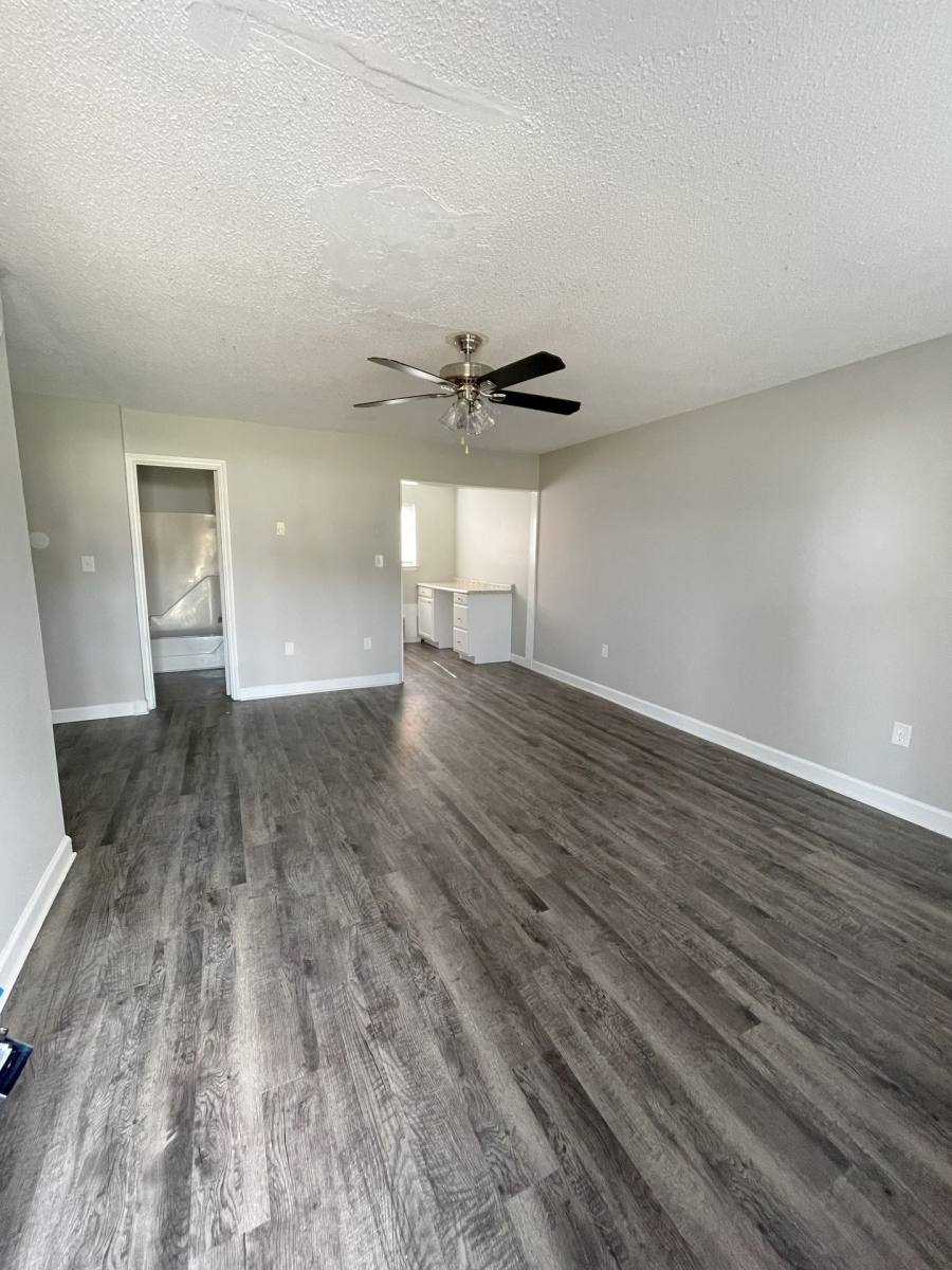 Apartment for rent at 951 Oakland Rd, Forest City, NC 28043