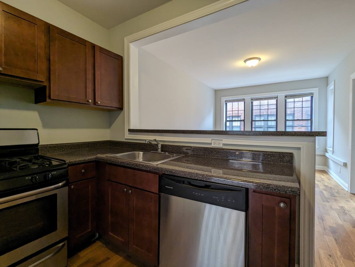 Apartment for rent at 4407 N Wolcott, Chicago, IL 60640