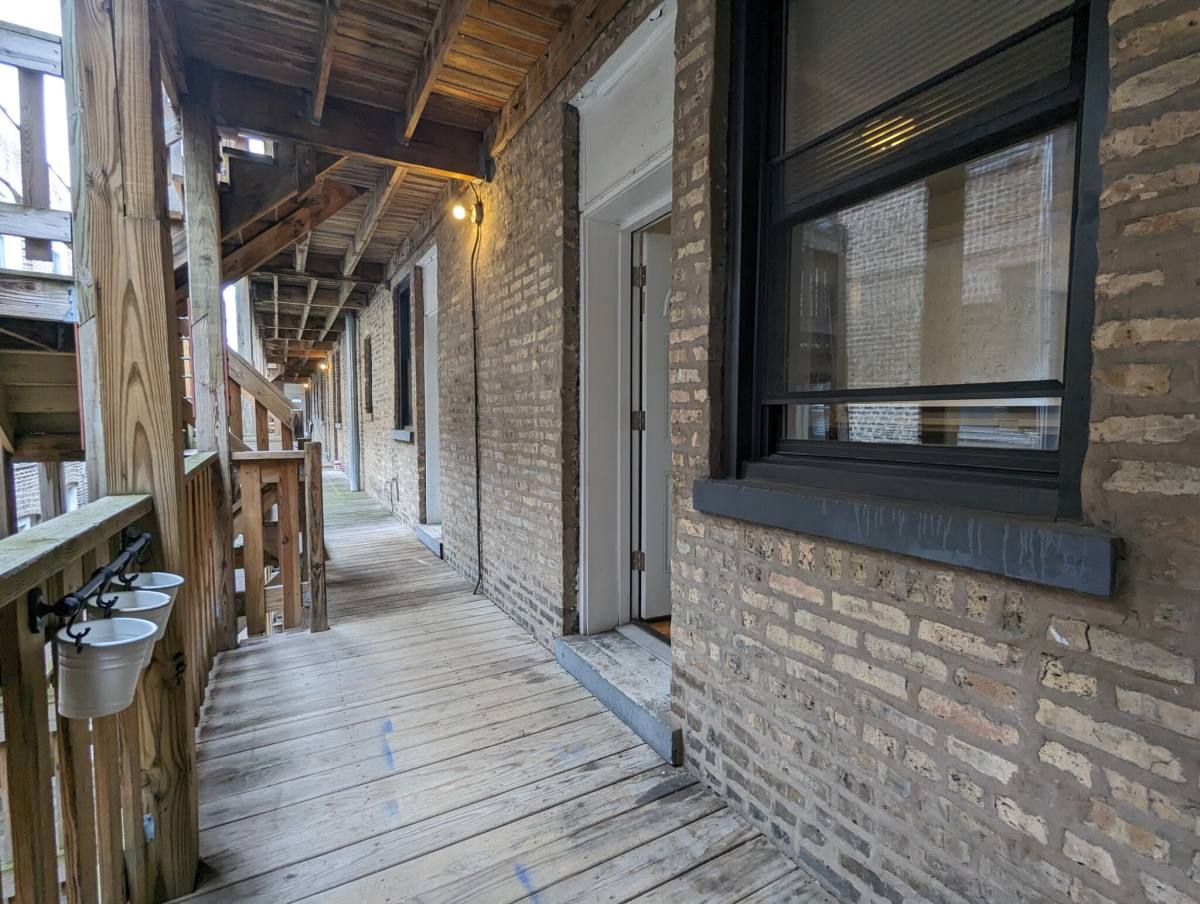 Apartment for rent at 4407 N Wolcott, Chicago, IL 60640