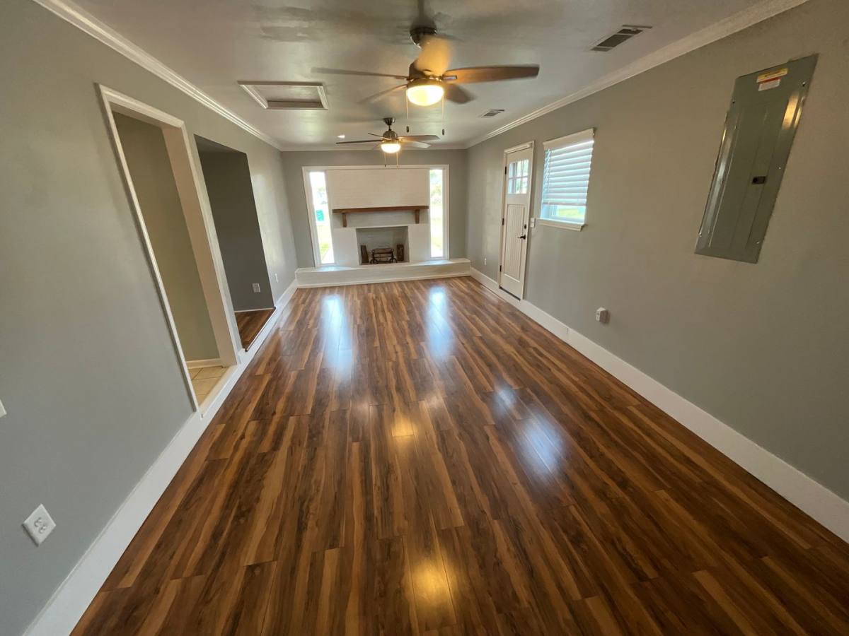 House for rent at 4900 Davis Dr, Marianna, FL 32446