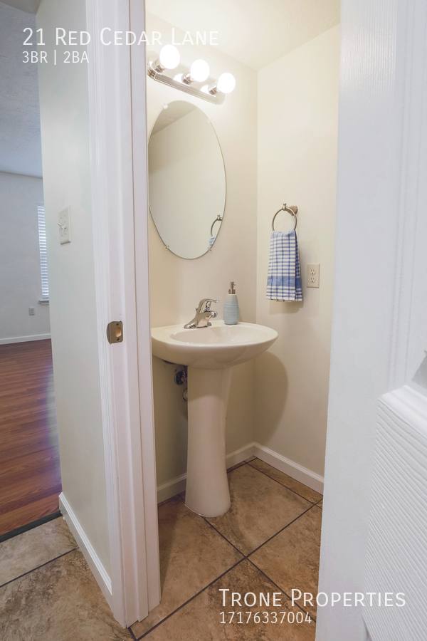 Townhouse for rent at 21 Red Cedar Lane, Hanover, PA 17331
