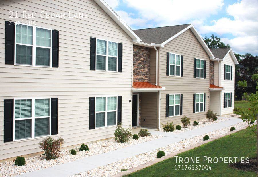 Townhouse for rent at 21 Red Cedar Lane, Hanover, PA 17331