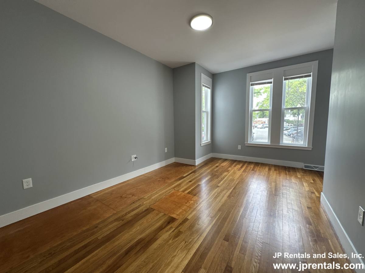 Apartment for rent at 512 Centre St, Jamaica Plain, MA 02130