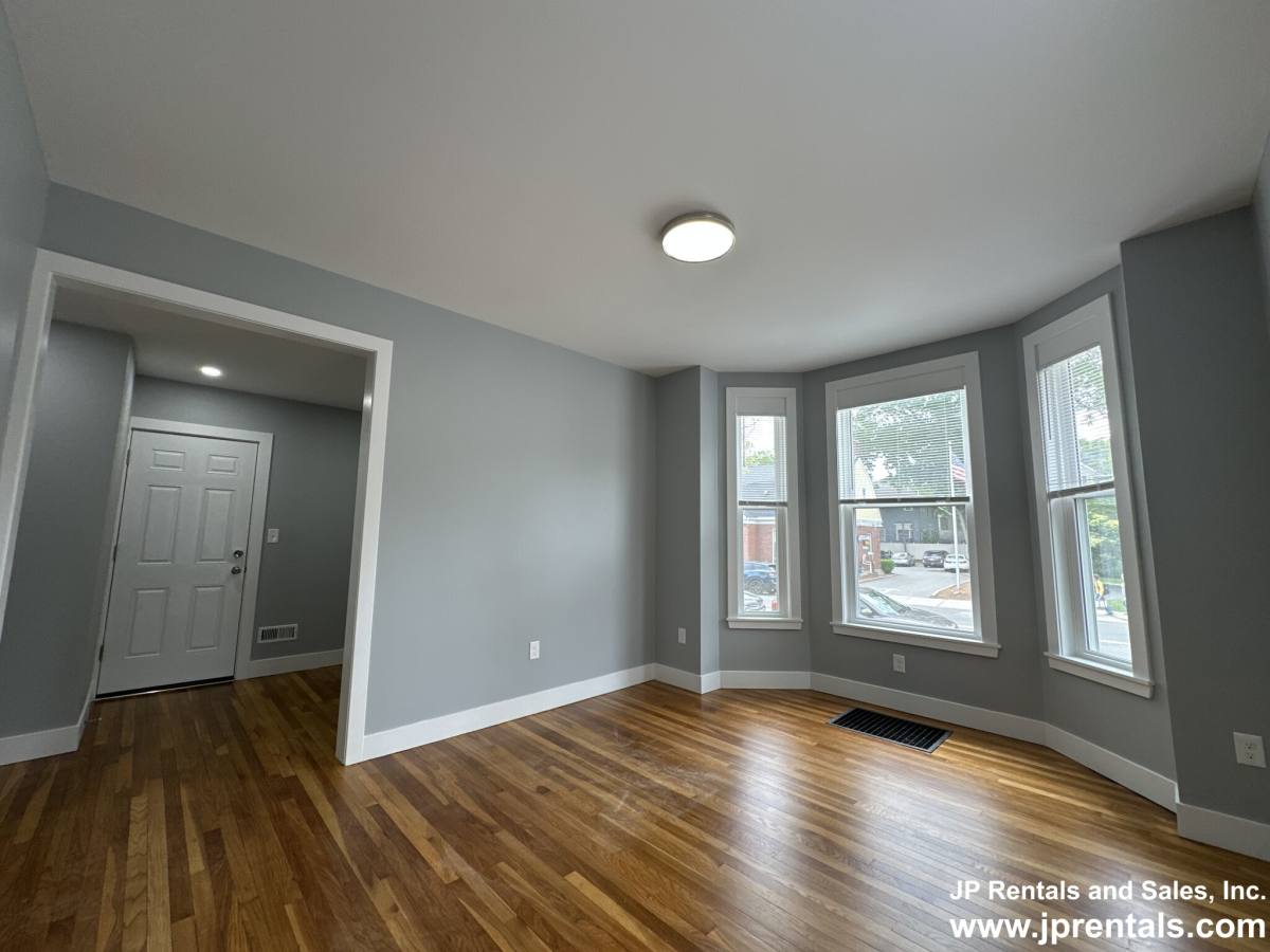 Apartment for rent at 512 Centre St, Jamaica Plain, MA 02130