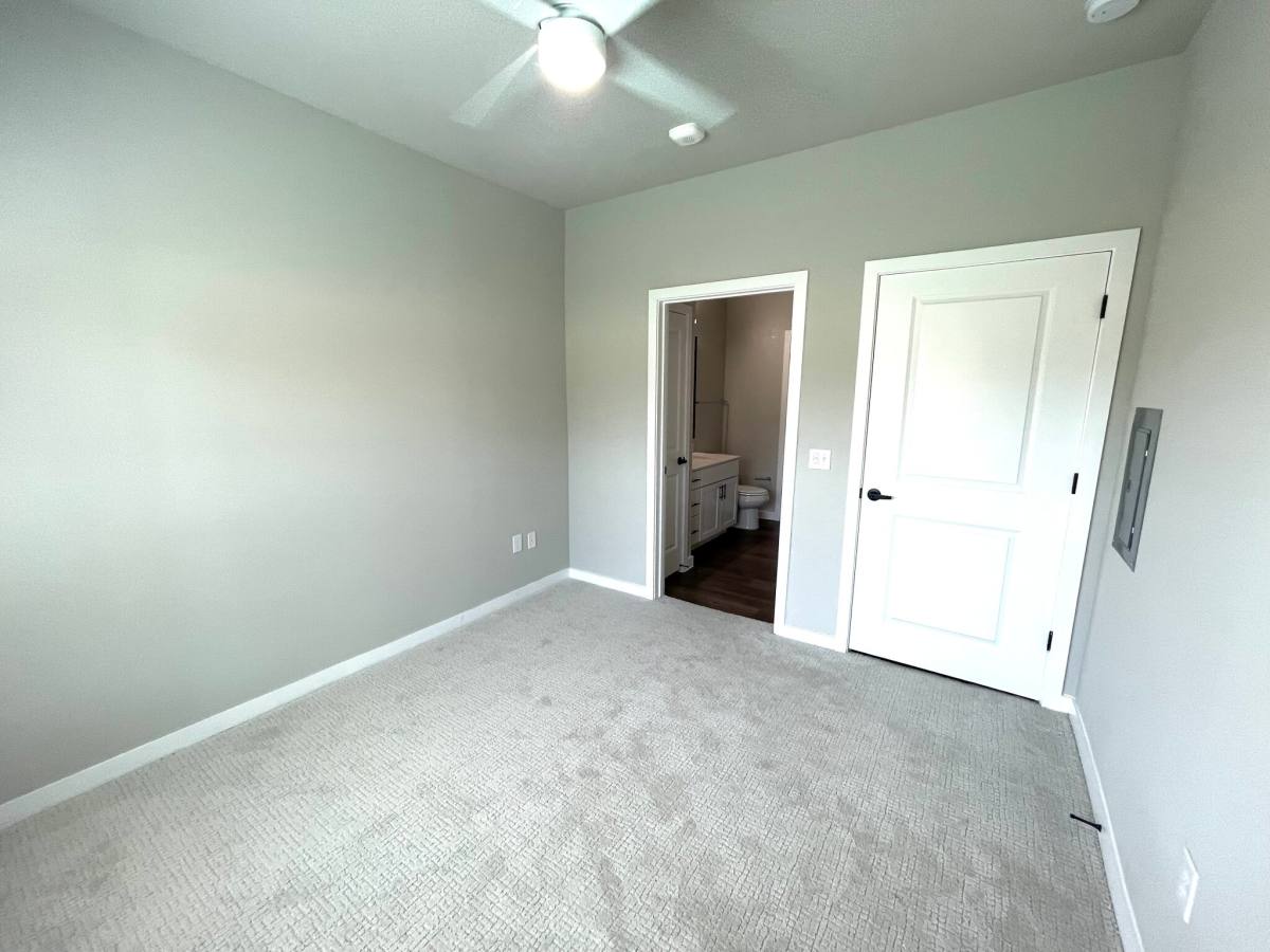 Apartment for rent at 6901 County Rd, Round Rock, TX 78665