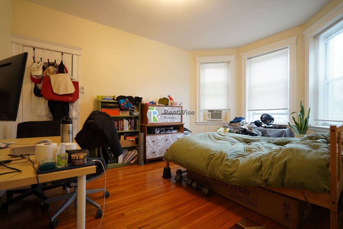 Apartment for rent at 1846 Commonwealth Ave #15, Brighton, MA 02135