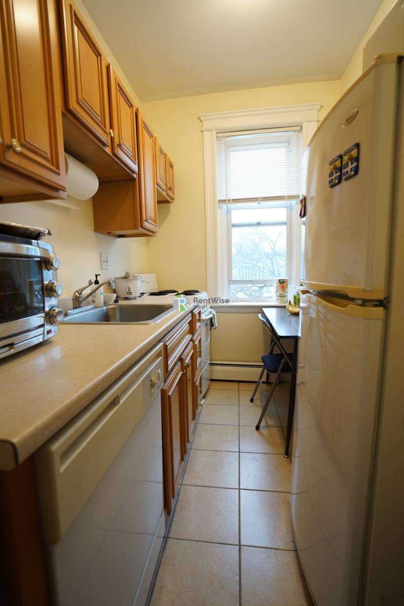 Apartment for rent at 1846 Commonwealth Ave #15, Brighton, MA 02135