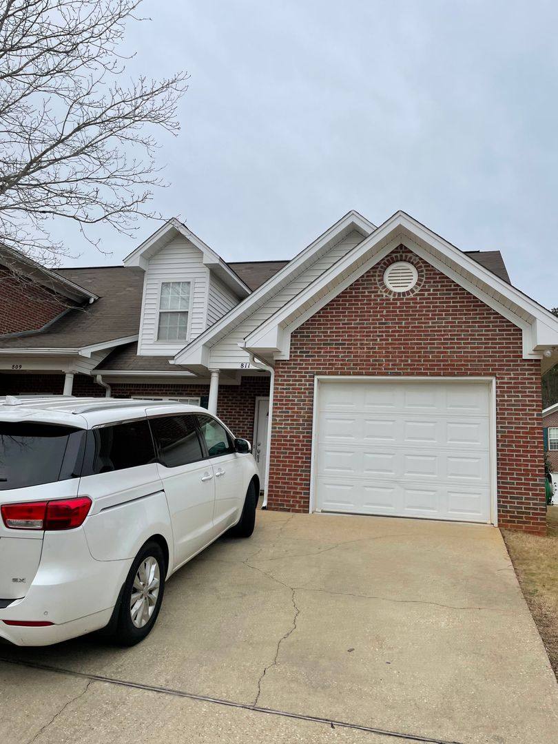 Condo for rent at 2428 E University Dr, Auburn, AL 36830