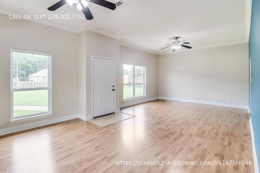Apartment for rent at 410 Old Spanish Trail #A, Waveland, MS 39576