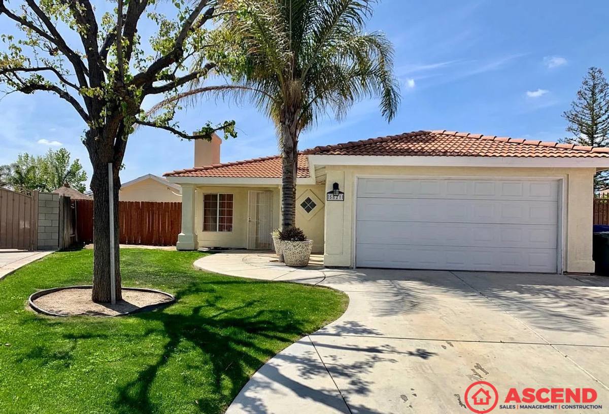 House for rent at 5821 Summer Cypress Dr, Bakersfield, CA 93313