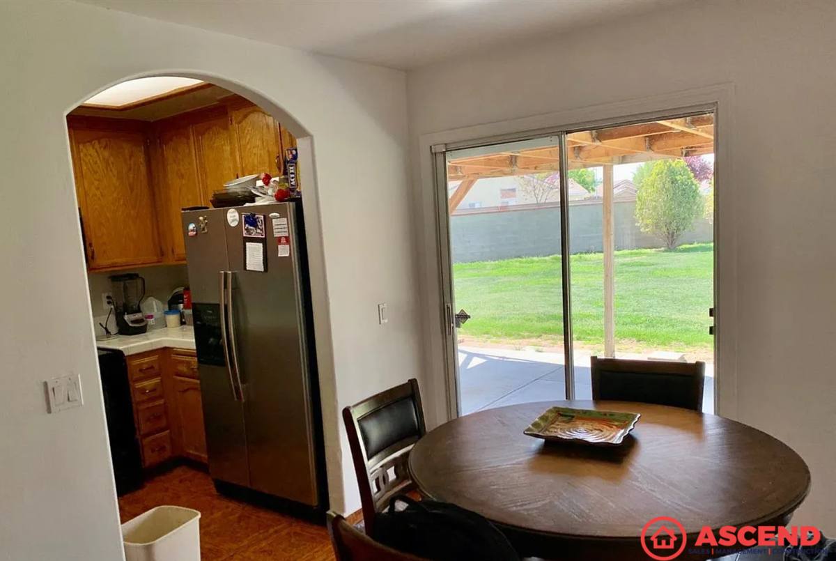 House for rent at 5821 Summer Cypress Dr, Bakersfield, CA 93313