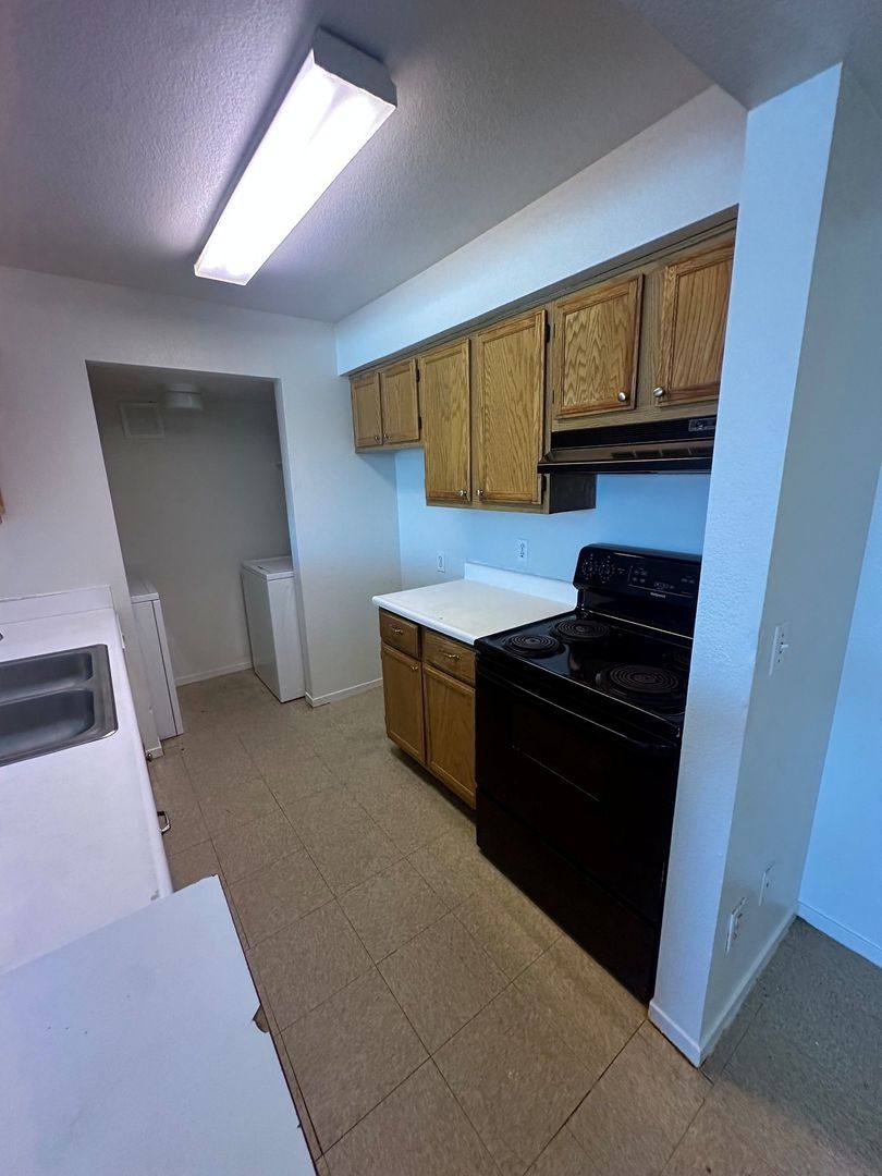 Apartment for rent at 3990 E Carey Ave, Las Vegas, NV 89115
