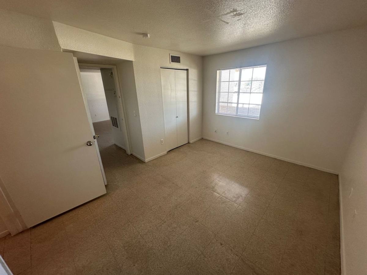 Apartment for rent at 3990 E Carey Ave, Las Vegas, NV 89115