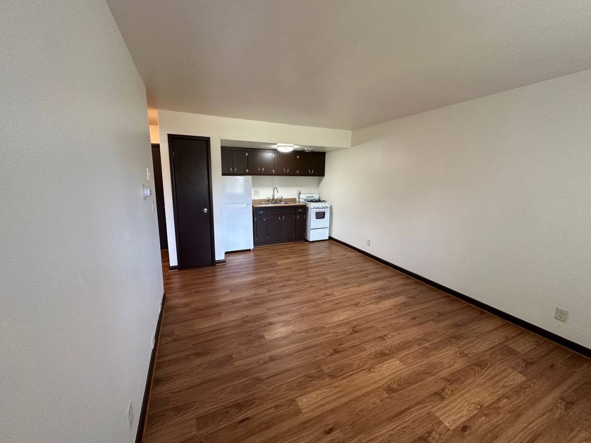 Apartment for rent at 2910 E Bolivar Ave, Saint Francis, WI 53235