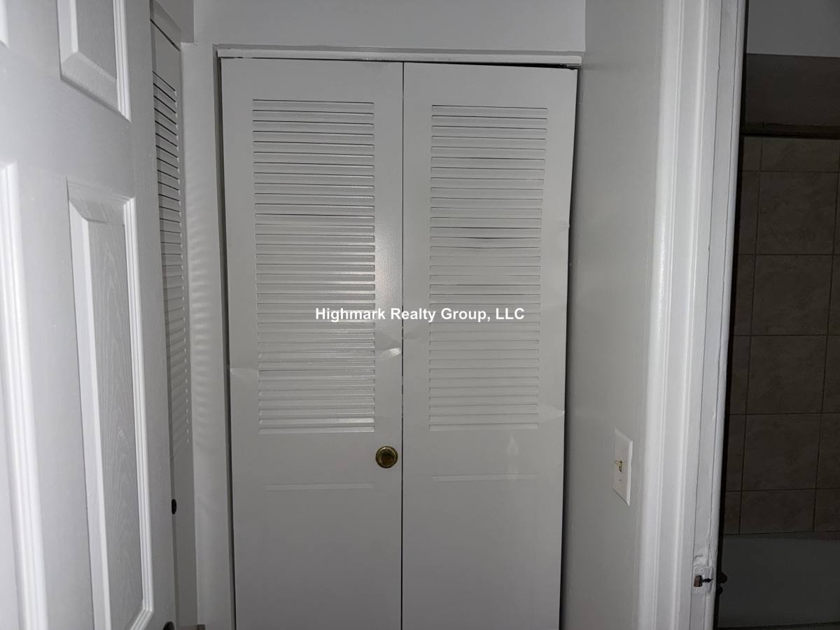 Apartment for rent at 5820 N Sheridan Rd, Chicago, IL 60626