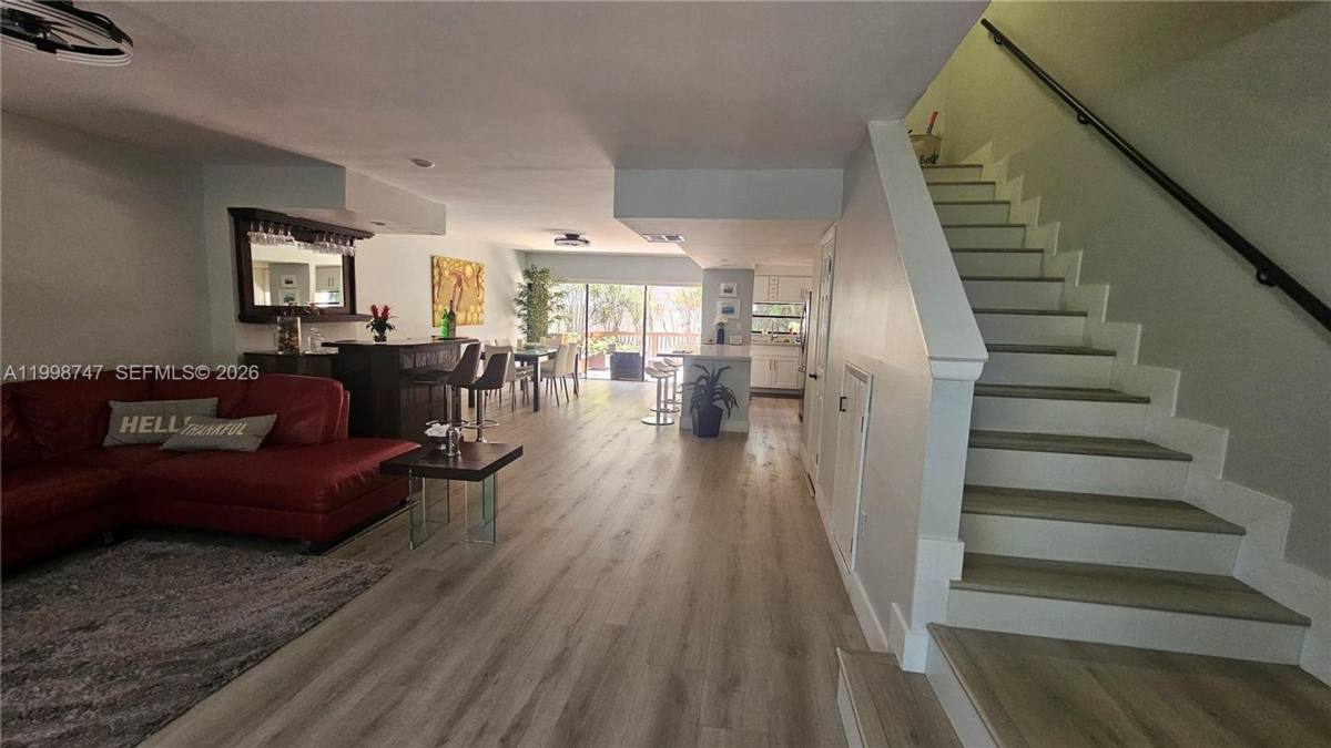 Townhouse for rent at 16446 NE 27th Place, North Miami Beach, FL 33160