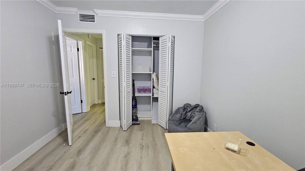 Townhouse for rent at 16446 NE 27th Place, North Miami Beach, FL 33160