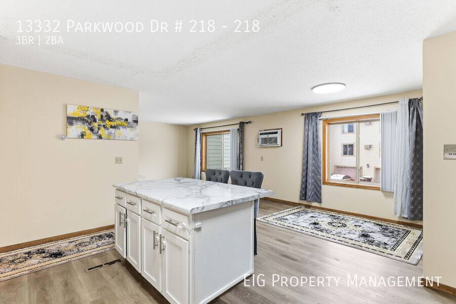 Apartment for rent at 13332 Parkwood Dr #218, Burnsville, MN 55337